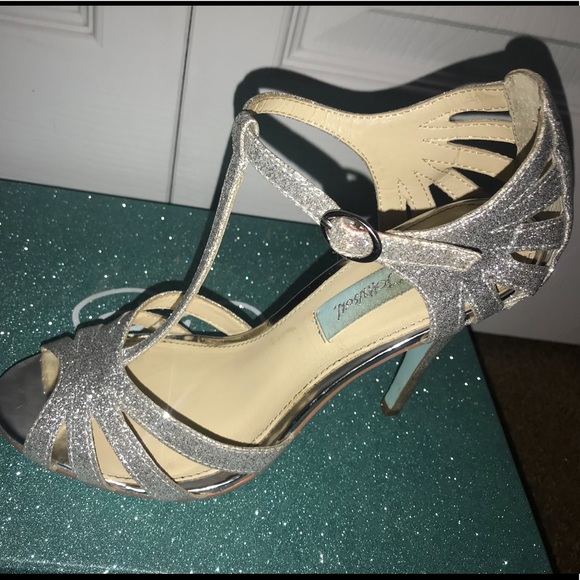 Betsey Johnson Silver Sparkle Heels - Picture 3 of 8